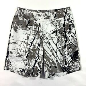 Lulu B Bangladine 6” Shorts Size 4 White Splatter Print